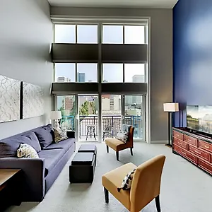 https://belltown-condo-unit-733.seattlehotelsites.com